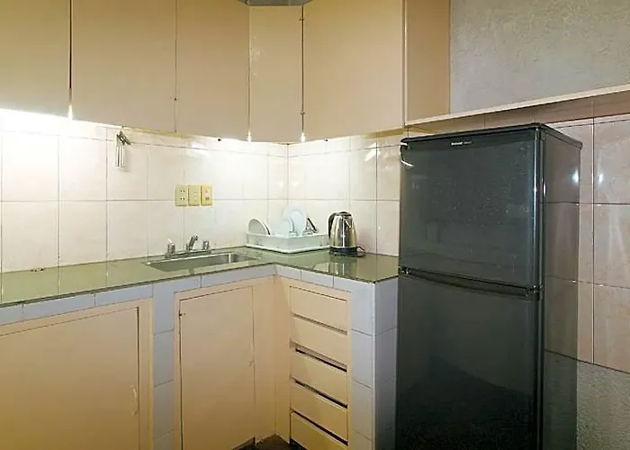 Reddoorz @ Broadway Court Apartelle Ii Quezon Hotel