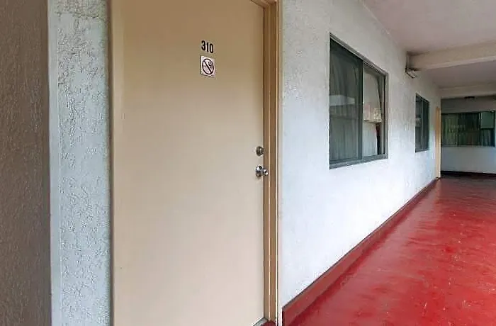 Reddoorz @ Broadway Court Apartelle Ii Quezon *